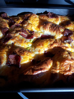 A picture of Easy Family Sized Bacon & Egg Breakfast.