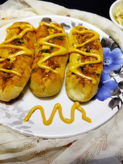 હોટ ડોગ (Hot Dog Recipe In Gujarati) રેસીપી મુખ્ય ફોટો