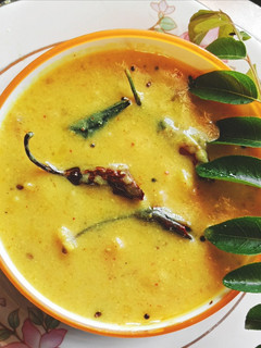 बूंदी कढ़ी (boondi kadhi recipe in hindi) रेसिपी मुख्य फोटो