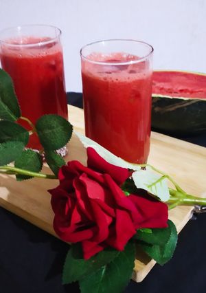 A picture of Watermelon Lemonade.