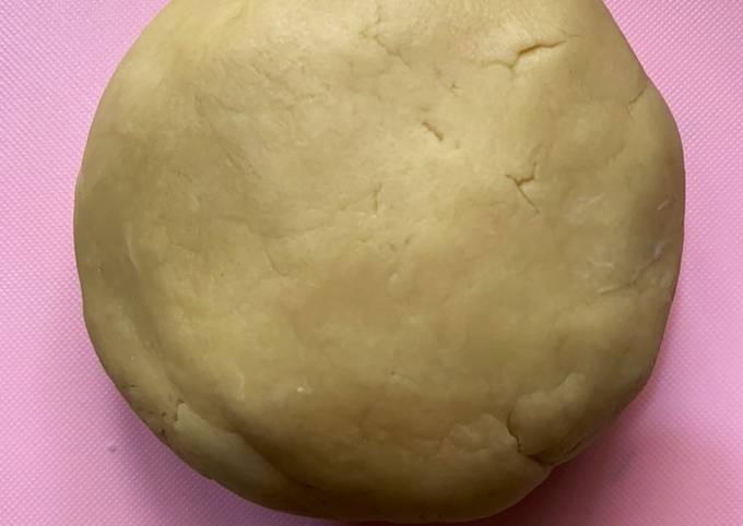 Easy Flaky Butter Pie Crust Dough (For Apple Pie, Banana Pie, Chicken Pie)  Recipe By Sarosh Zeeshan - Cookpad