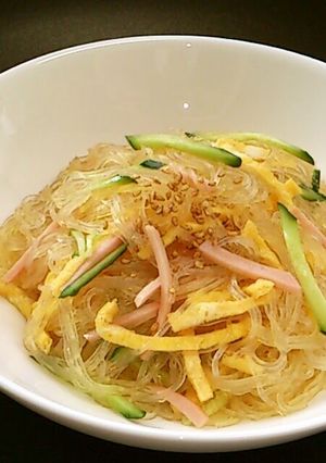 A picture of Sweet and Tart Chinese Cellophane Noodle Salad.