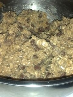 A picture of Delish Oatmeal Chocolate Chip Cookies.