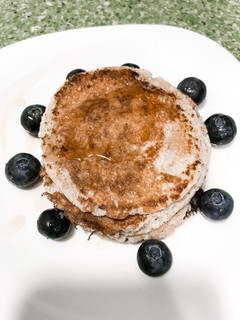 Una foto de Tortitas de avena y plátano