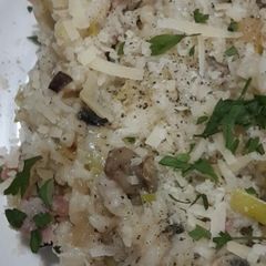 A picture of Mushroom, Bacon And Leek Risotto.