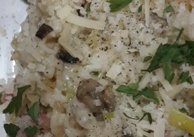 Easiest Way to Prepare Super Quick Homemade Mushroom, Bacon And Leek Risotto