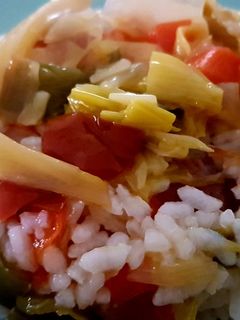 Una foto de Sofrito de verduras🥕🌶🥒