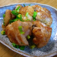 A picture of Beware of Overeating! Chicken Stir Fry with Green Onions, Mayonnaise, and Ponzu Sauce.