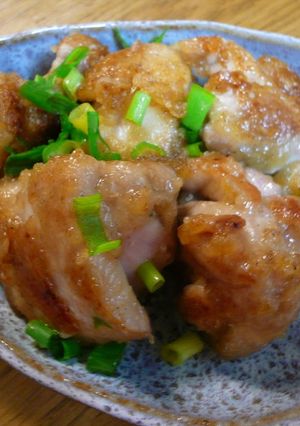 A picture of Beware of Overeating! Chicken Stir Fry with Green Onions, Mayonnaise, and Ponzu Sauce.