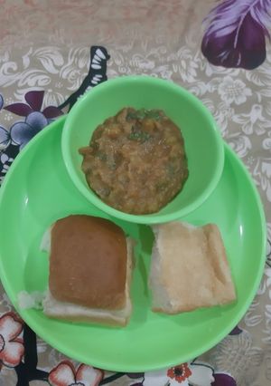 A picture of Pav bhaji.