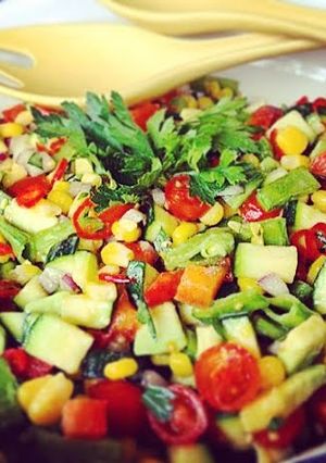 A picture of Salad O Mexico.