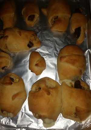 A picture of My pigs in a blanket.