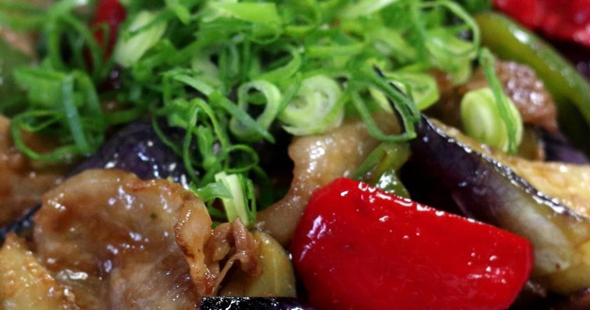 Miso Flavored Pork Belly, Eggplant, and Green Bell Pepper StirFry