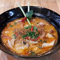 A picture of Quick Spicy Seafood Noodles :).