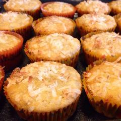 A picture of Banana Coconut Crunch Cupcakes.