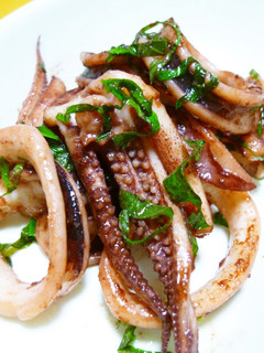 A picture of Grilled Squid With Garlic Butter and Soy Sauce.