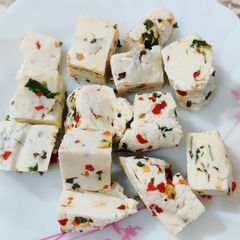 A picture of Herb Paneer.