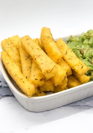 Una foto de Bastoncitos de polenta al horno