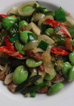 Foto resep Oseng ikan asin pete