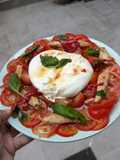 Ensalada de Tomate, Burrata y Melva
