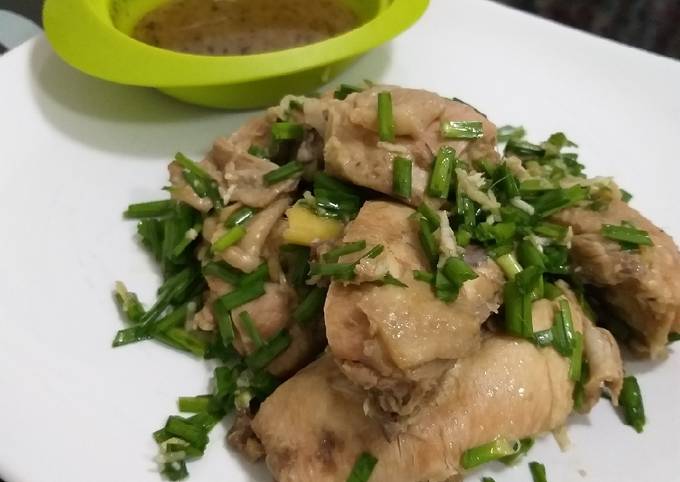 Steamed ginger chicken (ayam jahe kukus)