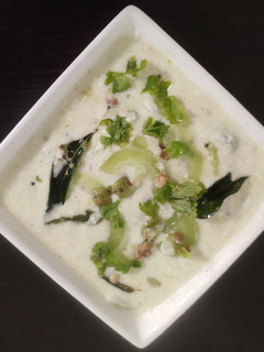 பொட்லகாய பெருகு பச்சடி (Snake Gourd curd pachhadi) (Potlakaya peruku pachadi recipe in tamil) செய்முறை முக்கிய புகைப்படம்