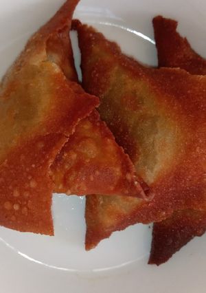 A picture of Samosas.