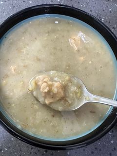 صورة لوصفة شوربة فريكة بالدجاج