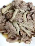 เห็ดชิเมจิผัดหมู