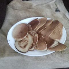 A picture of Lemon pancakes.