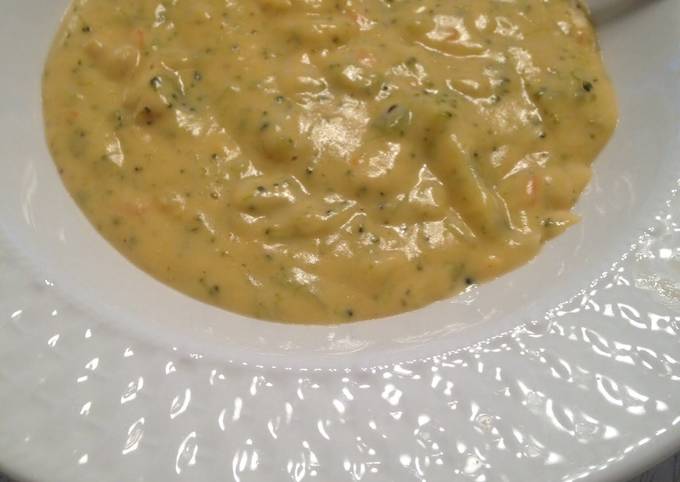 Steps to Prepare Quick Broccoli &amp; Cheese Soup