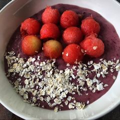 A picture of Smoothies bowl.