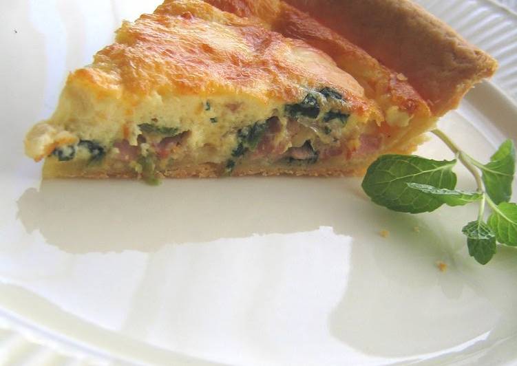 How to Make Appetizing Flaky and Fluffy Gorgonzola Quiche
