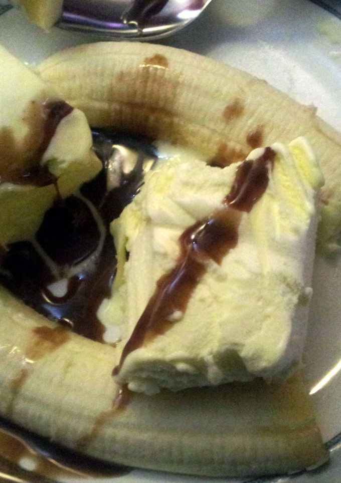 A picture of Bannana split.