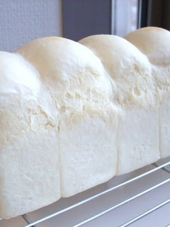 A picture of Heidi's White Bread in a Pound Cake Pan.