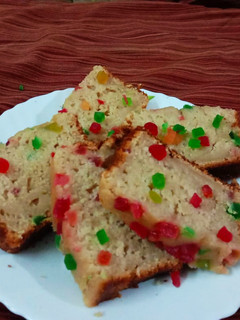 टूटी फ्रूटी केक (tutti frutti cake recipe in Hindi) रेसिपी मुख्य फोटो