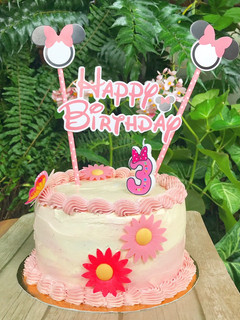 Foto principal de Tarta de vainilla con sorpresa (Tarta piñata)