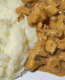 Könnyű sertés- és gombapörkölt/Easy Pork and Mushroom Stew/