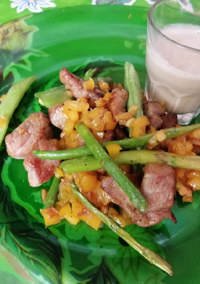 Una foto de Lomo de cerdo en salsa satay