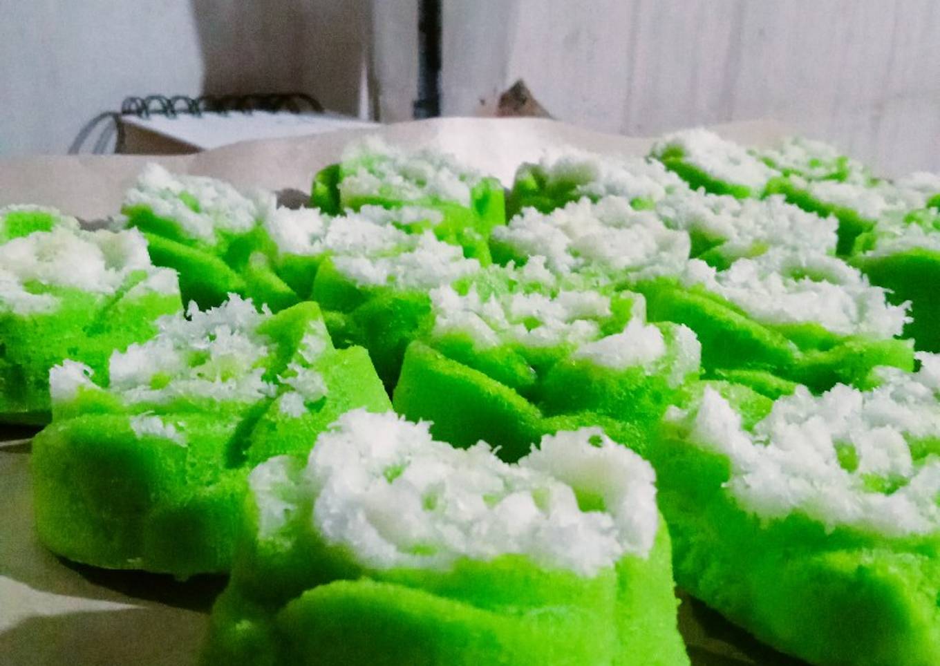 Kue putu ayu