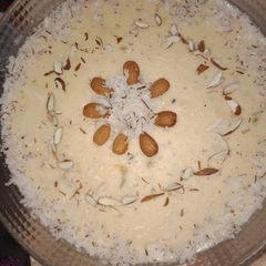 A picture of Laziza khiar.