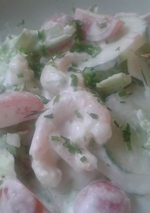 A picture of Creamy shrimp salad.