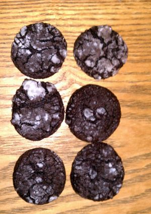 A picture of Chocolate Gooey Butter Cookies.