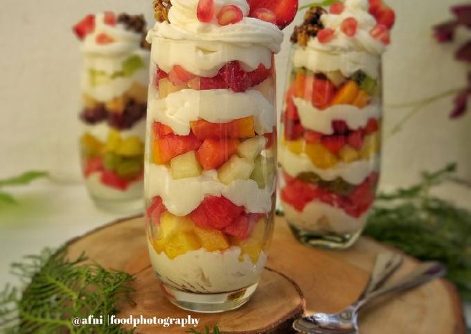 Resep Fruit And Yogurt Parfait Oleh Afni Fayati - Cookpad