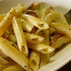 A picture of Easy, Rich Cheesy Penne.