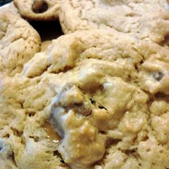 A picture of Twix Caramel Chocolate Chip Cookies.