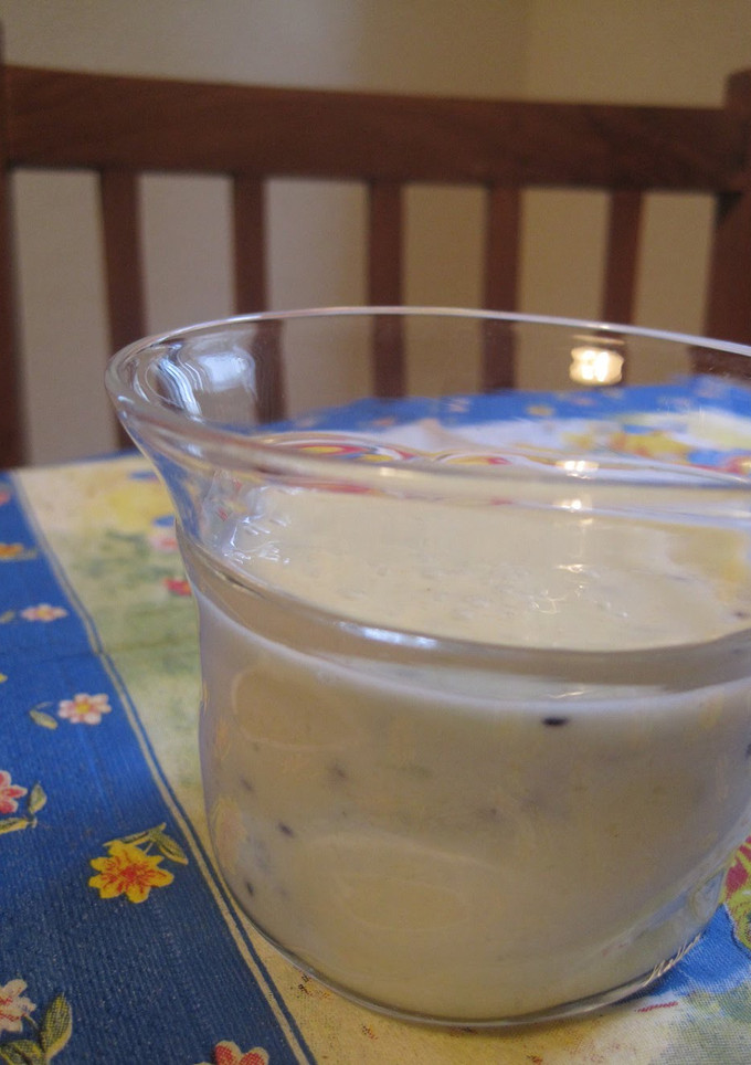 A picture of Kiwi and Banana Soy Juice.