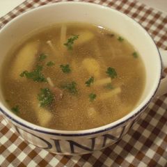 A picture of My Simple Mushroom Soup.