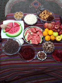 عکسی از دستور سفره ی شب یلدا