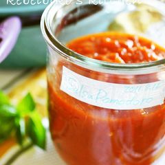 A picture of Basic Homemade Tomato Sauce.